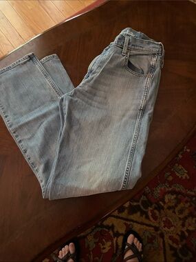 Wrangler Light Wash Relaxed Fit Men's Jeans